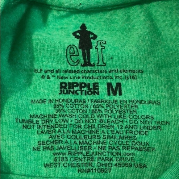 Elf Christmas t-shirt size M.  EUC - Picture 2 of 6